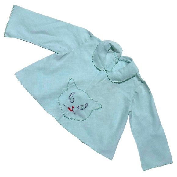 Other - Vintage Cat Embroidered Top